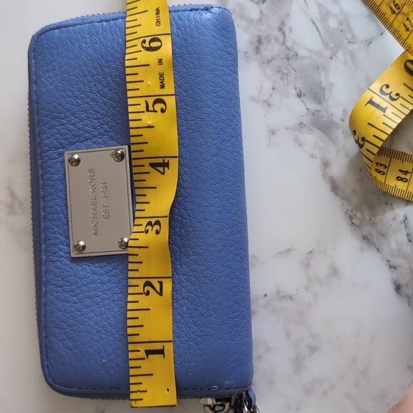 Michael Kors Blue Saffiano Leather Zip around Wallet - Picture 8 of 9